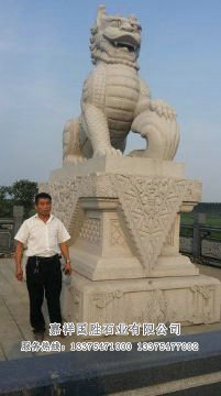 點擊查看詳細(xì)信息<br>標(biāo)題：河神雕塑 閱讀次數(shù)：2566