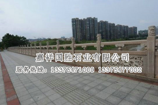 點(diǎn)擊查看詳細(xì)信息<br>標(biāo)題：護(hù)城河欄桿 閱讀次數(shù)：4696